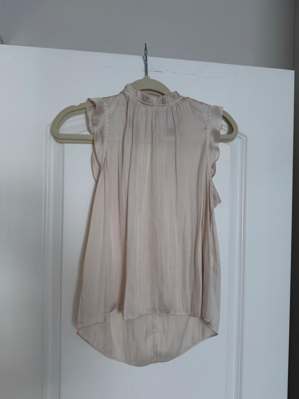 Banana Republic Sleeveless Pleated High-Neck Camisole - Light Blush